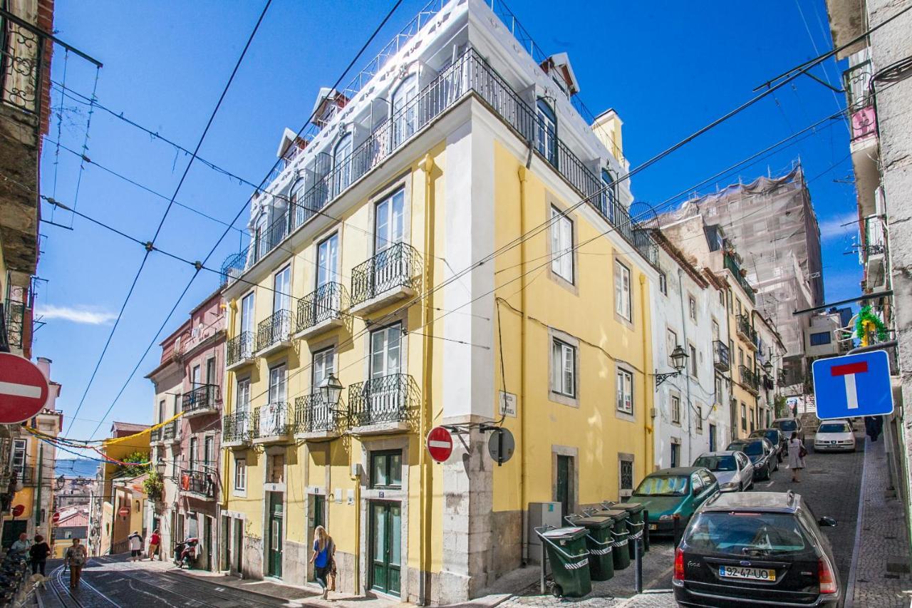 Apartment Yellow Bica Lisbon