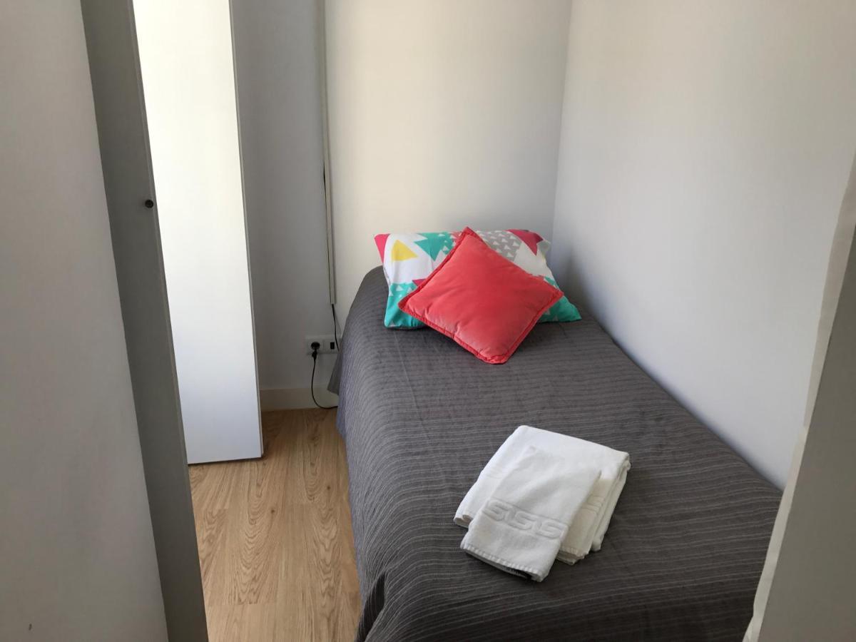Yellow Bica Apartment