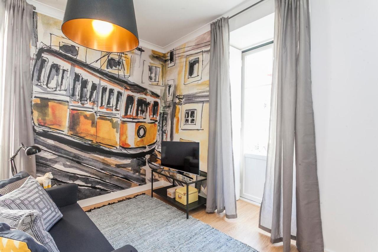 Yellow Bica Appartement *